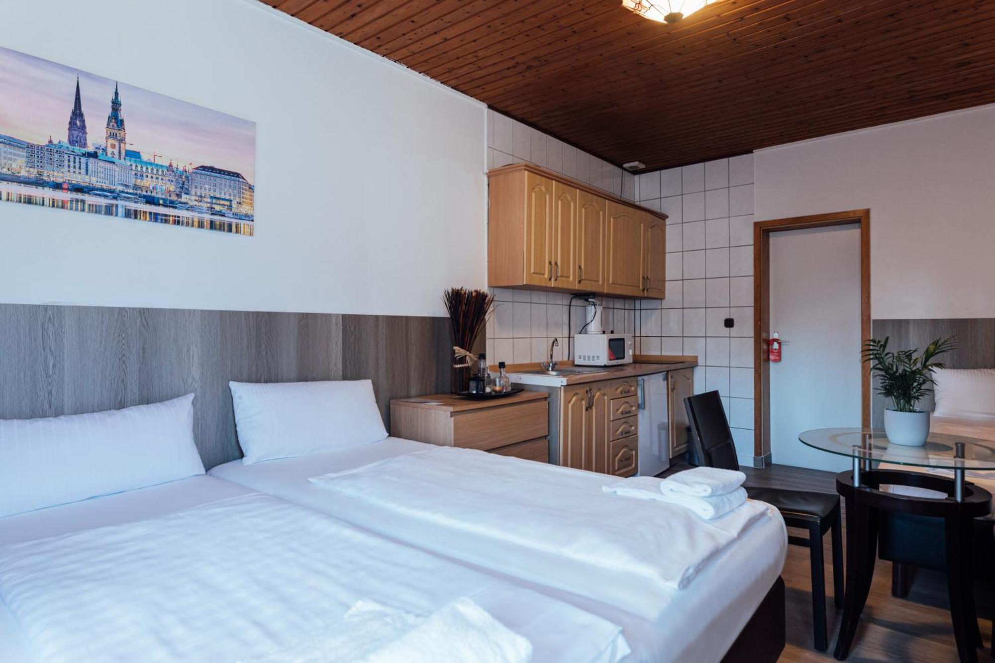 Hotel Hanseat Гамбург Экстерьер фото